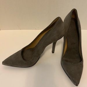 Lucchese suede pumps